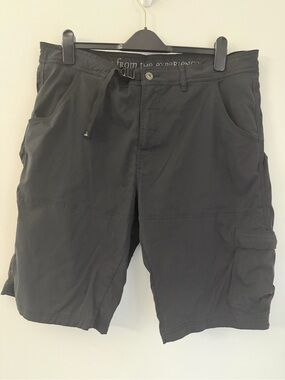 Prana Zion Mens Charcoal  Grey Hiking Cargo Shorts Size 40x11 Stretch Zion